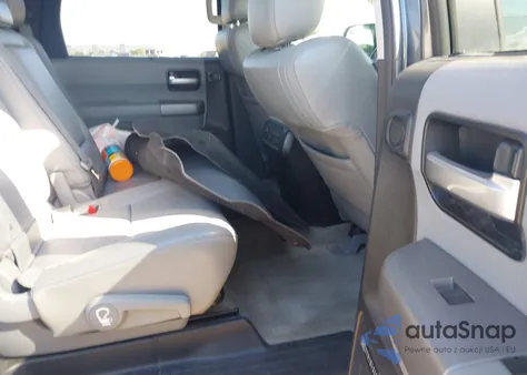 2016 Toyota Sequoia Limited из США, поврежденный, VIN 5TDKY5G16AS030230